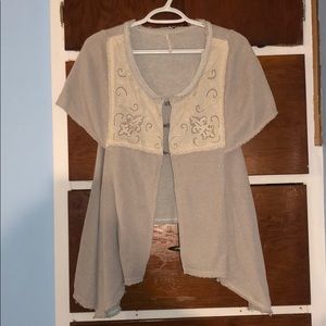 Short sleeved cardigan